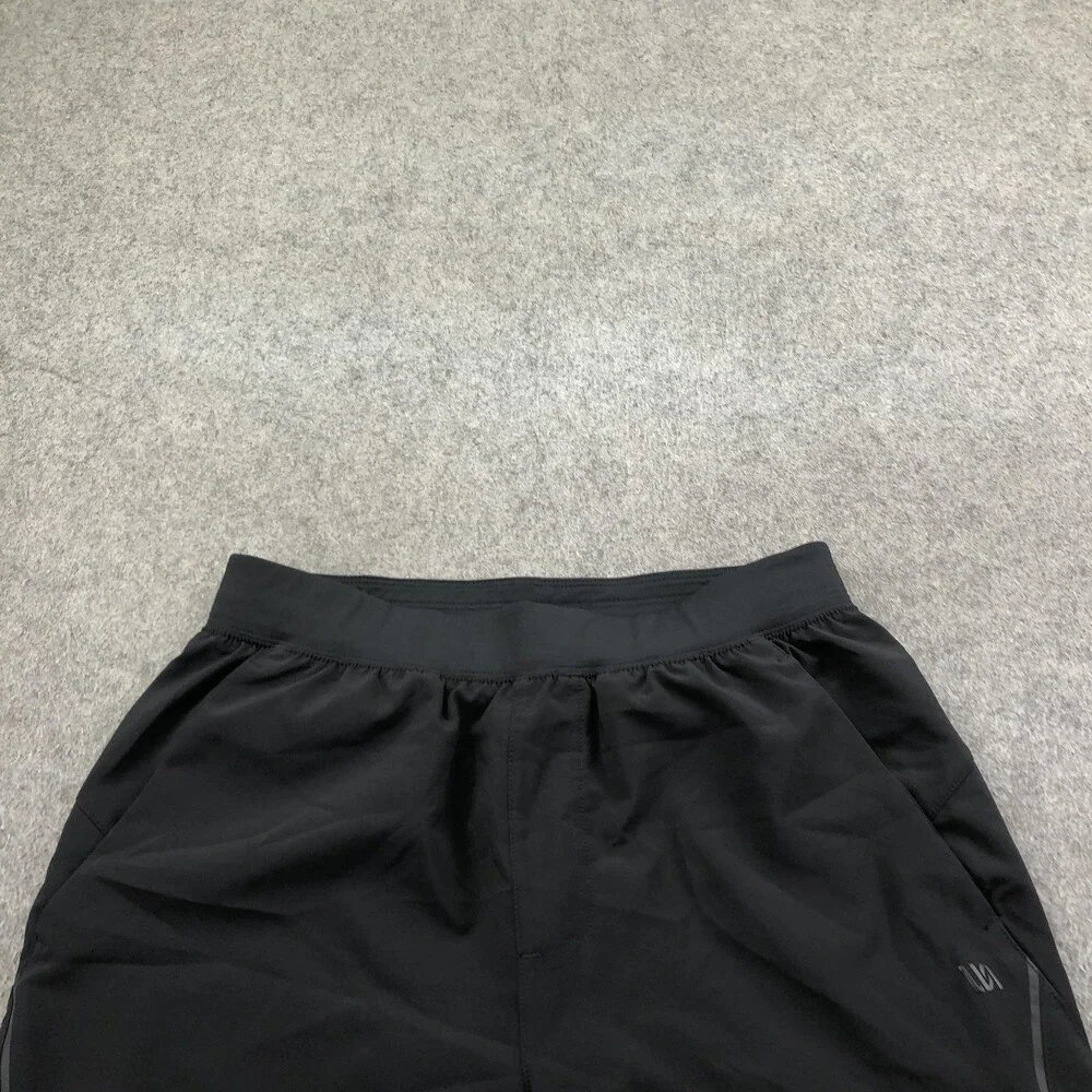 VRST Shorts Mens Small Black Microfiber 8 Inch Running Quick Dry Pockets